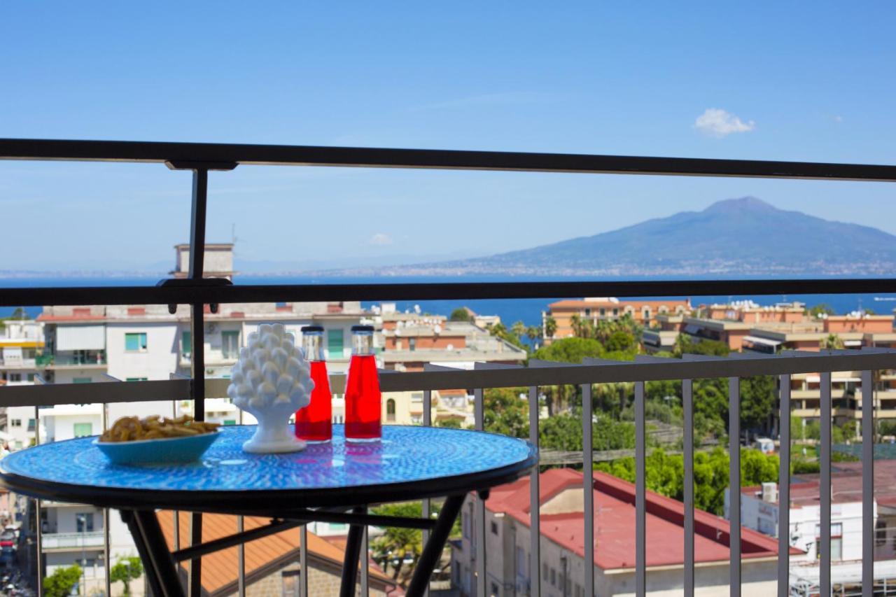 Amore Rentals - Appartamento Cielomare Sorrento Dış mekan fotoğraf